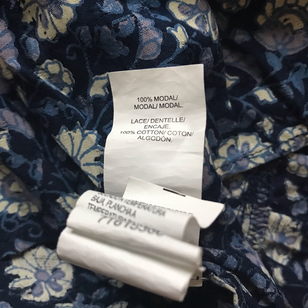 Lucky Brand Ruffle Top - Picture 4 of 5